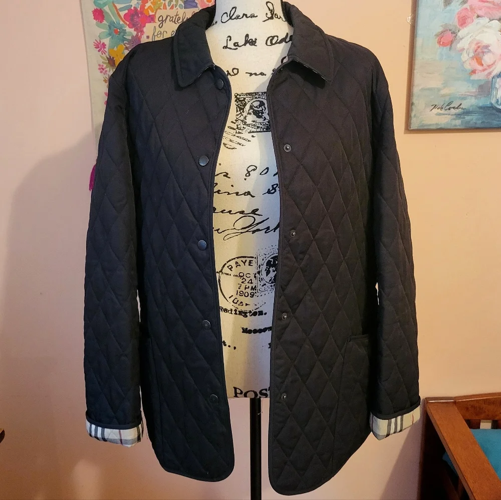 Burberry Quilted Nylon Barn Jacket In Black/Sand, Burberry Check Lining, EUC, L - Picture 8 of 16